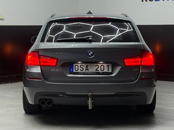 BMW 520d 14 of 16