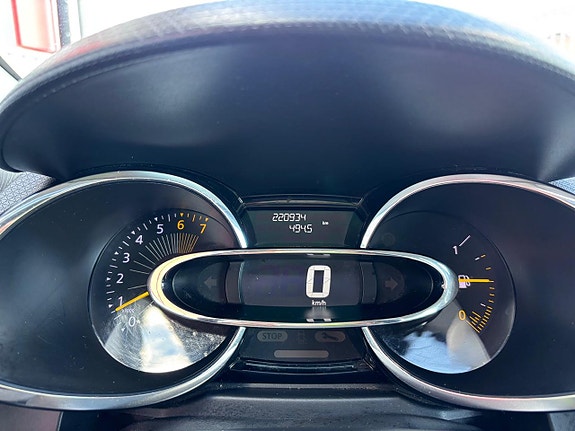 Renault Clio 13 of 21