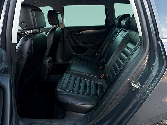 Volkswagen Passat 8 of 9