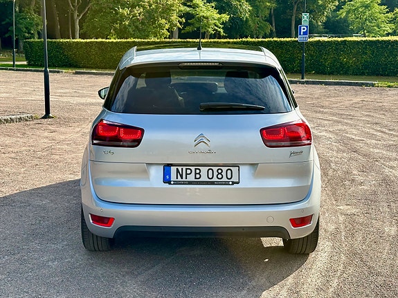 Citroen C4 Picasso 2 of 10