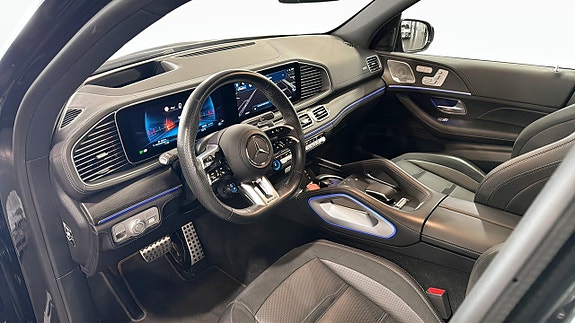 Mercedes-Benz GLE53 8 of 12