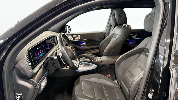 Mercedes-Benz GLE53 11 of 12