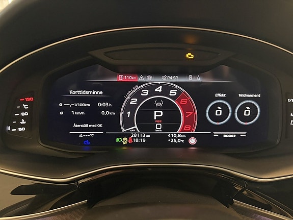 Audi RS Q8 12 of 16