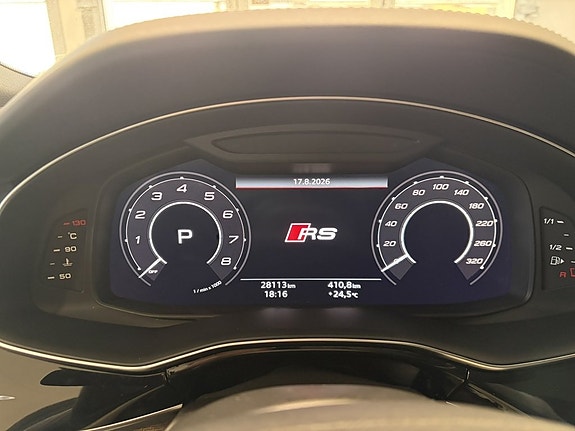 Audi RS Q8 11 of 16