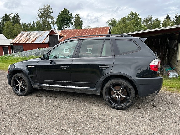 BMW X3 2 of 2
