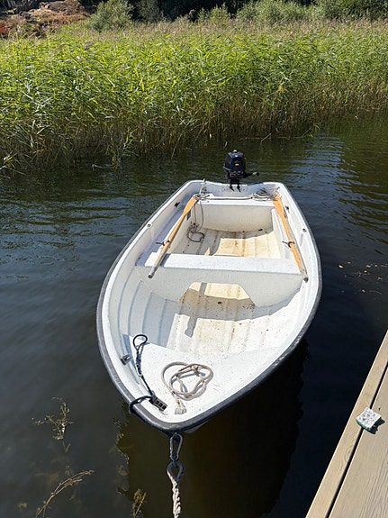 Ryds 390 - äldre båt med Tohatsu 3,5 hk från 2024 2 of 5