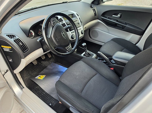 Kia Ceed 22 of 23