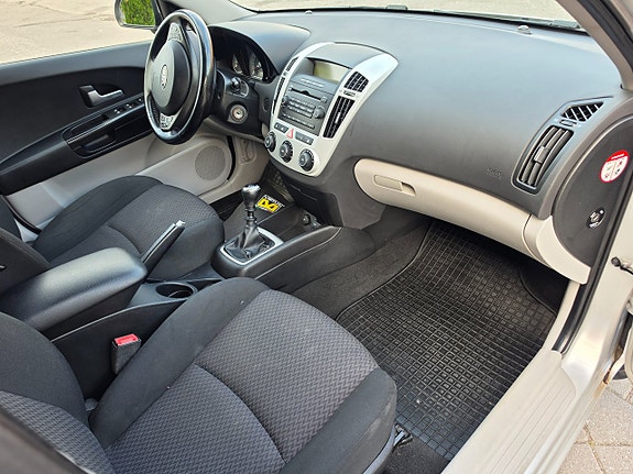 Kia Ceed 19 of 23