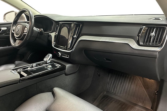 Volvo V60 15 of 24