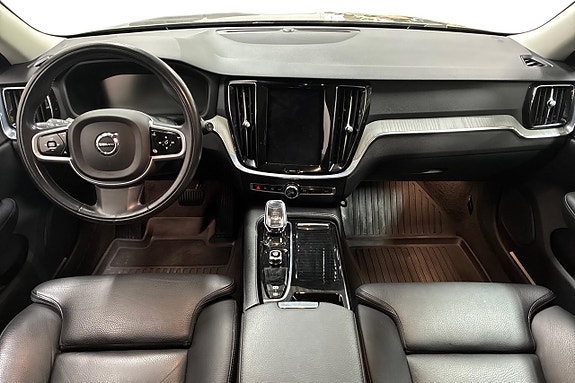 Volvo V60 12 of 24