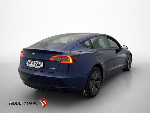 Tesla Model 3 9 of 30