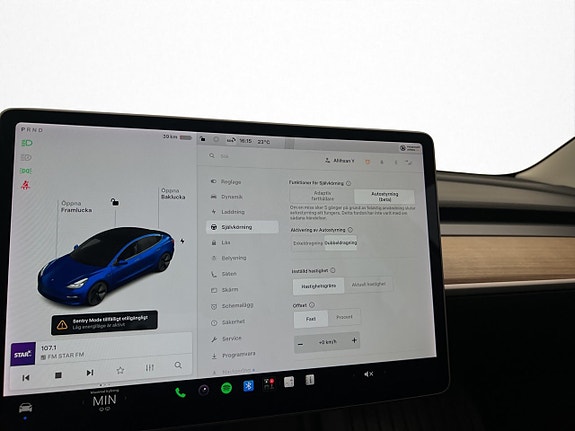Tesla Model 3 25 of 30