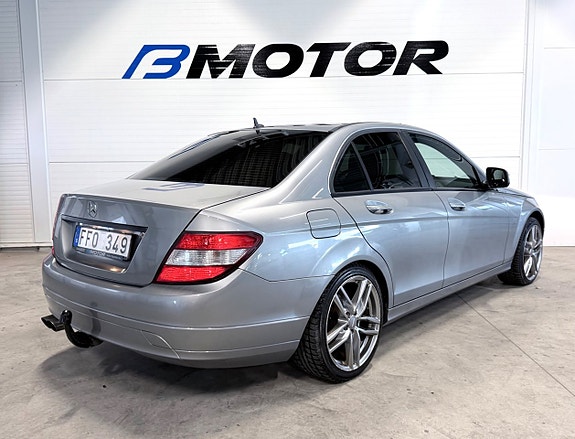 Mercedes-Benz C180 6 of 14