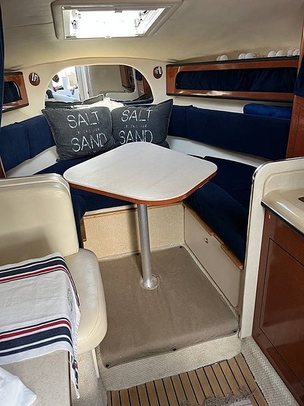 Sea ray 280/315 bog ankarspel elverk 399,000kr 6 of 12