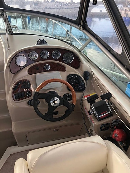 Sea ray 280/315 bog ankarspel elverk 399,000kr 10 of 12