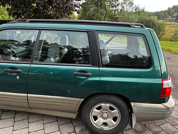 Subaru Forester 8 of 10