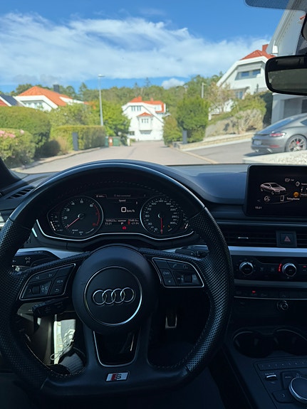 Audi A5 4 of 8