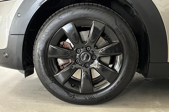 MINI Countryman Cooper SE 10 of 27
