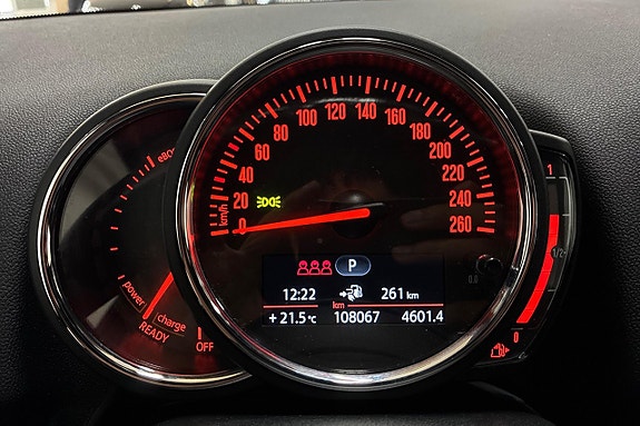MINI Countryman Cooper SE 17 of 27