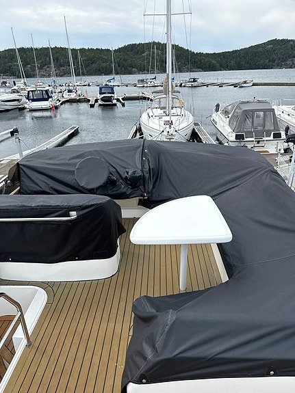 Princess 40 flybridge 5 of 10