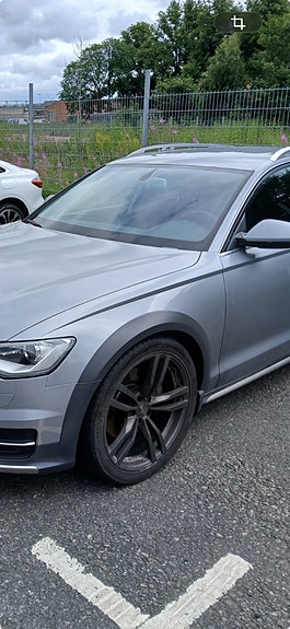 Audi A6 allroad 2 of 5