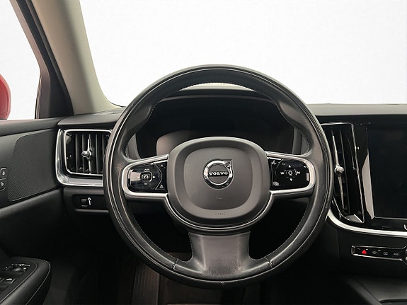 Volvo V60 12 of 30