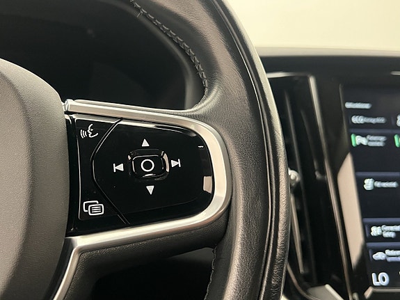 Volvo V60 15 of 30
