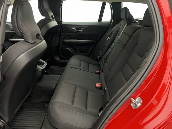 Volvo V60 24 of 30