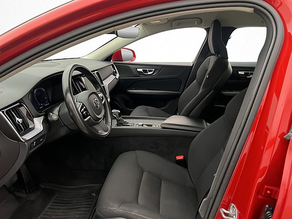 Volvo V60 10 of 30