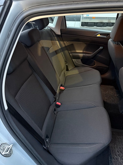 Volkswagen Polo 5 of 6