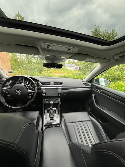 Skoda Superb 5 of 5