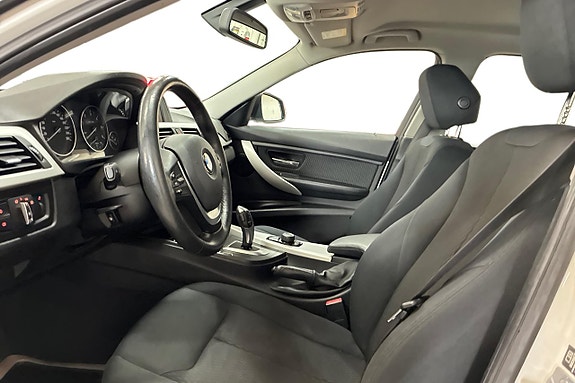 BMW 320d 12 of 25