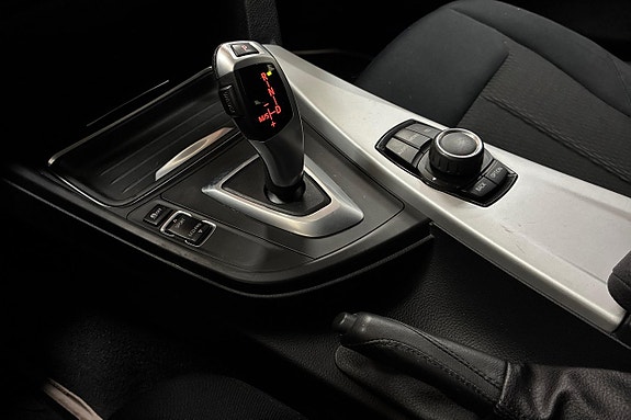 BMW 320d 23 of 25