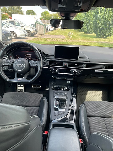 Audi A4 3 of 3