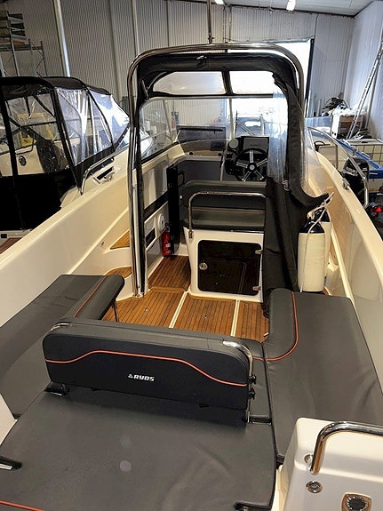 Ryds 23 WA S-Line - Mercruiser 4,5 L 6 of 6
