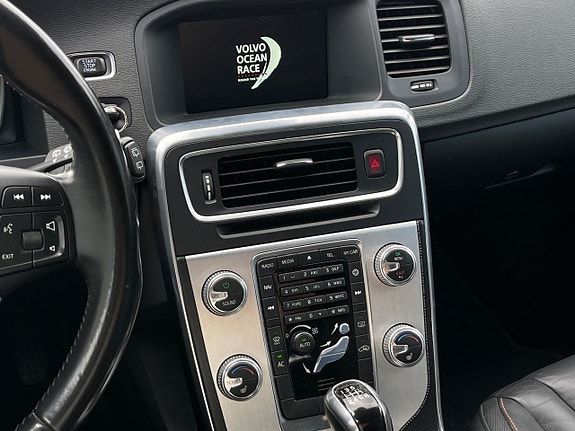Volvo V60 12 of 21