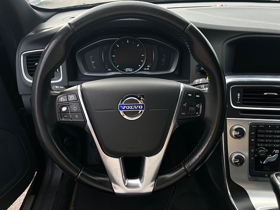 Volvo V60 10 of 21