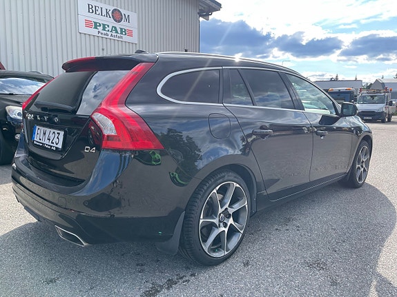 Volvo V60 5 of 21