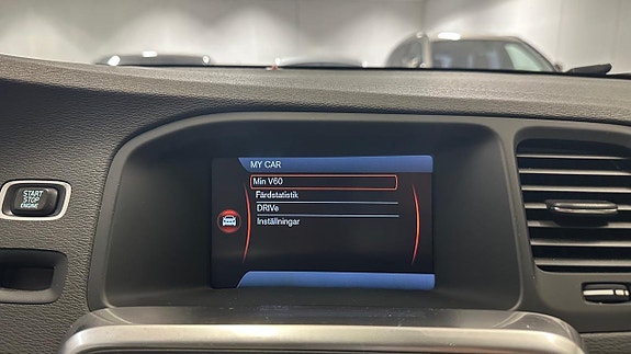 Volvo V60 21 of 30