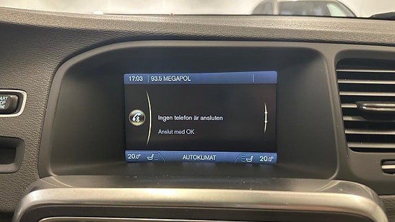 Volvo V60 24 of 30