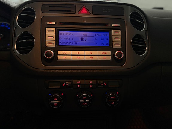 Volkswagen Tiguan 14 of 14