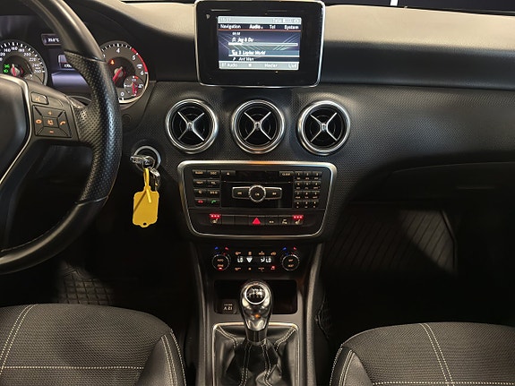 Mercedes-Benz A180 16 of 21
