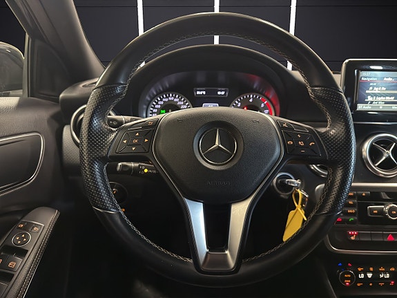 Mercedes-Benz A180 14 of 21