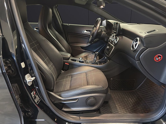 Mercedes-Benz A180 11 of 21