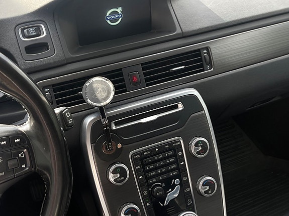 Volvo XC70 10 of 21