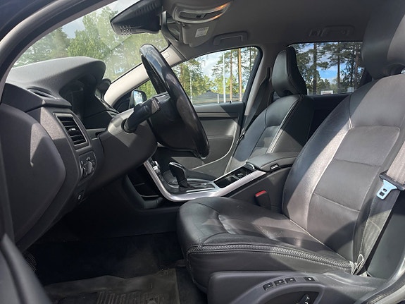 Volvo XC70 6 of 21