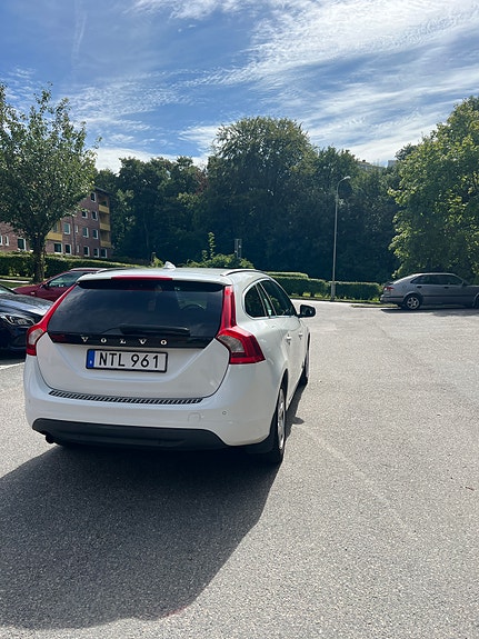 Volvo V60 5 of 10