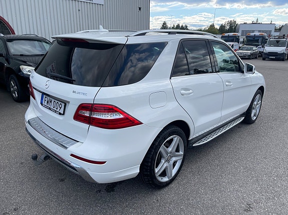 Mercedes-Benz ML350 21 of 21