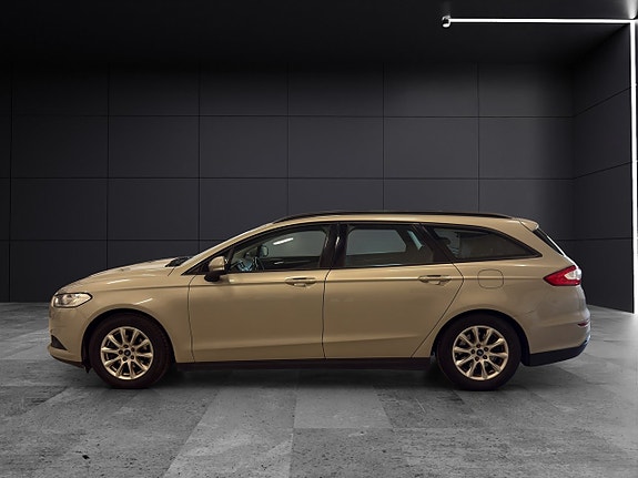 Ford Mondeo 3 of 23
