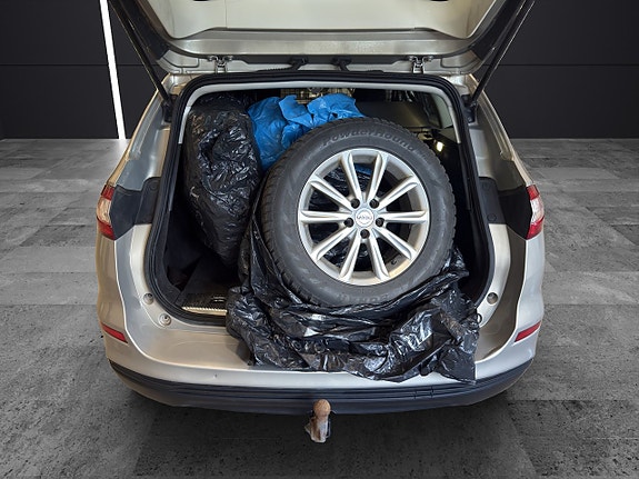 Ford Mondeo 10 of 23